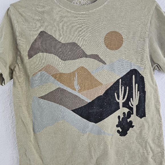 Modish Rebel mountain cactus short sleeve tshirt Small - Picture 2 of 4
